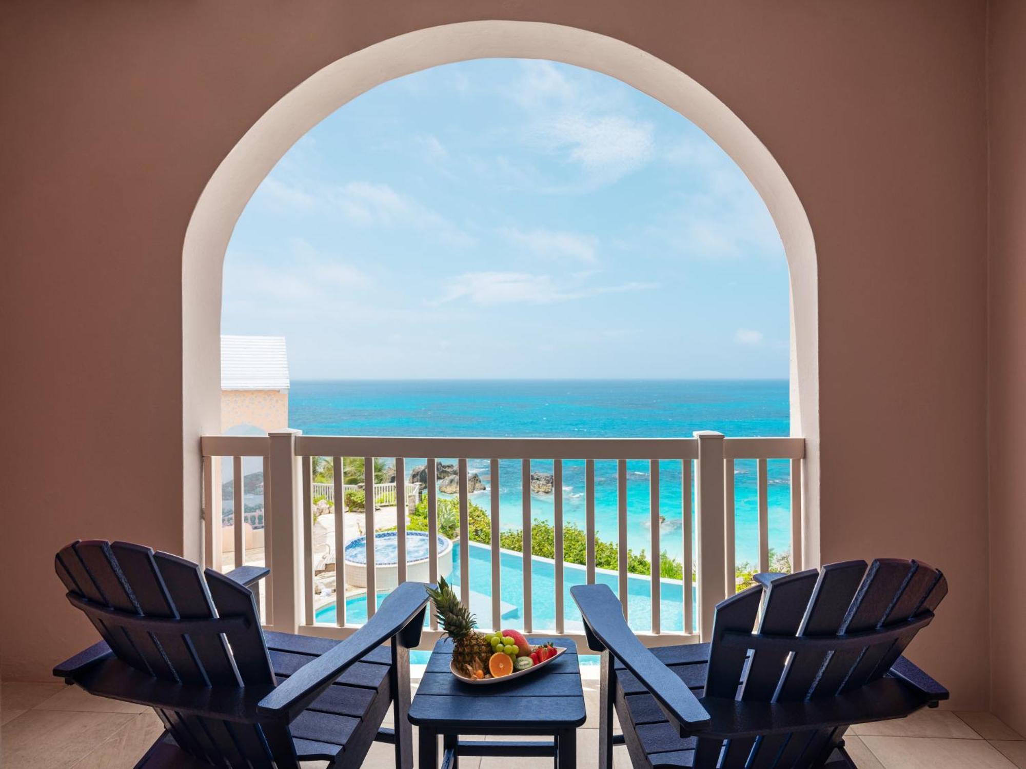 The Reefs Resort And Club Southampton Экстерьер фото