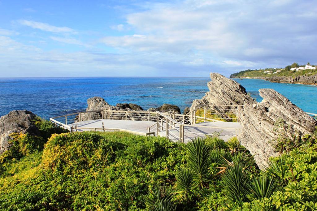 The Reefs Resort And Club Southampton Экстерьер фото