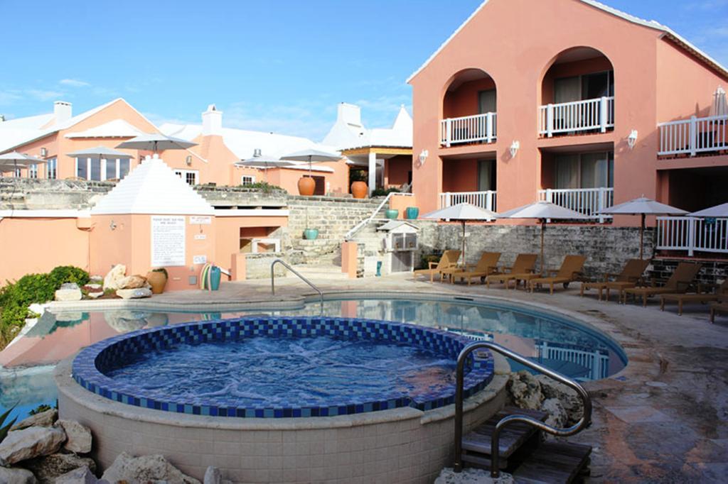 The Reefs Resort And Club Southampton Экстерьер фото
