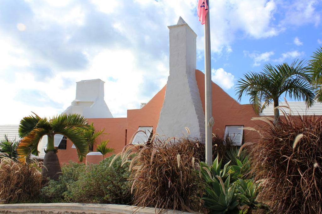 The Reefs Resort And Club Southampton Экстерьер фото