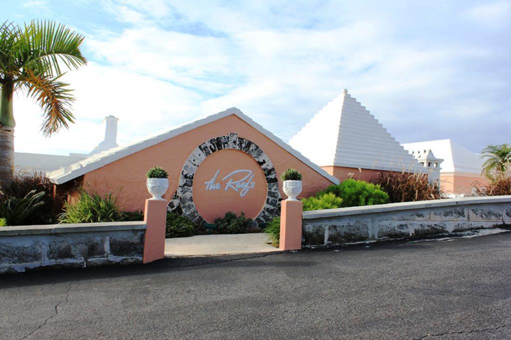 The Reefs Resort And Club Southampton Экстерьер фото